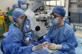 美容伤眼？哈医大二院眼科成功救治青年女性图片