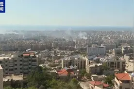 以色列无人机在黎巴嫩多地上空密集飞行图片