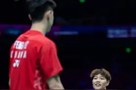 羽毛球亚锦赛：混合双打十六分之一决赛赛况图片