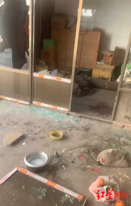 山西“狗咬人被摔死，狗主人上门理论被反杀”案庭审结束 被告人家属：尚未宣判