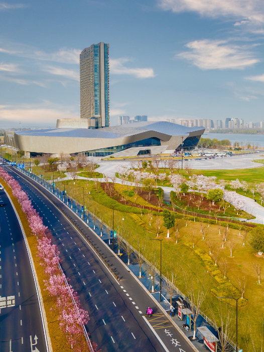 南京的春，一半在江北