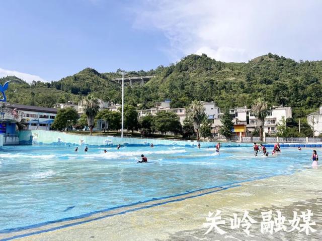 关岭：避暑畅游乐享“清凉一夏”
