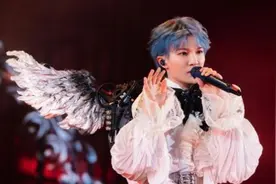 周深“深深的”巡回演唱会从上海启程 以一场“人生日记”开启全新旅程图片