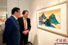 旅比画家姚逸之举办个展庆祝中欧建交50周年图片