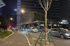 滴滴致歉网约车“臭车”问题，司机诉苦成本高，记者走访：平台抽成多在25%~30%图片