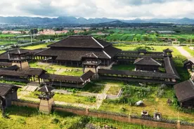 品质西海岸｜迎风起舞的“爆款工厂”！北方微短剧影视基地启动运营一年来，拍摄出海短剧21部、精品短剧14部图片