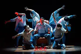 话剧《沧浪之水》亮相第八届全国话剧优秀剧目展演图片