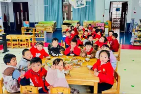 赫章县第三幼儿园：花式迎新年图片