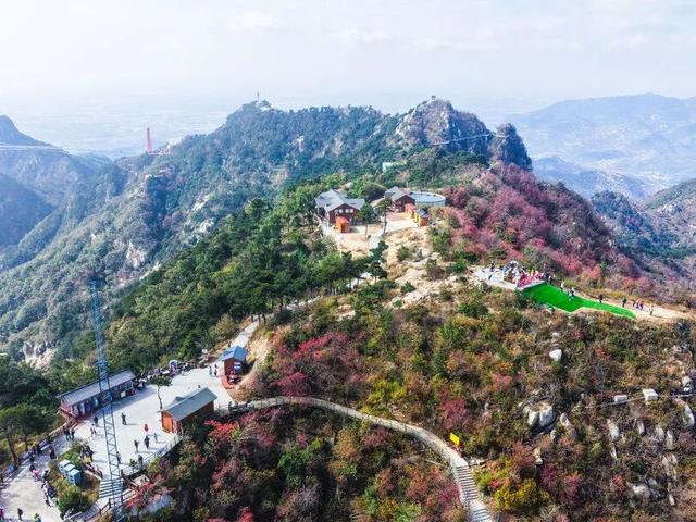 “好运山东”2025临沂市“走遍蒙山沂水”万人登山拾秋活动圆满举行