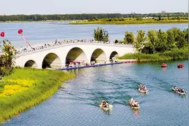 雄安新区举办第二届全民健身大赛龙舟挑战赛图片