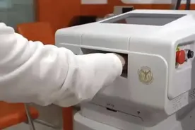 测血糖有望告别扎手指！无创血糖检测获重大突破图片