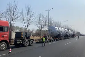 614吨破纪录公路超限运输审批，潍坊两小时发证图片