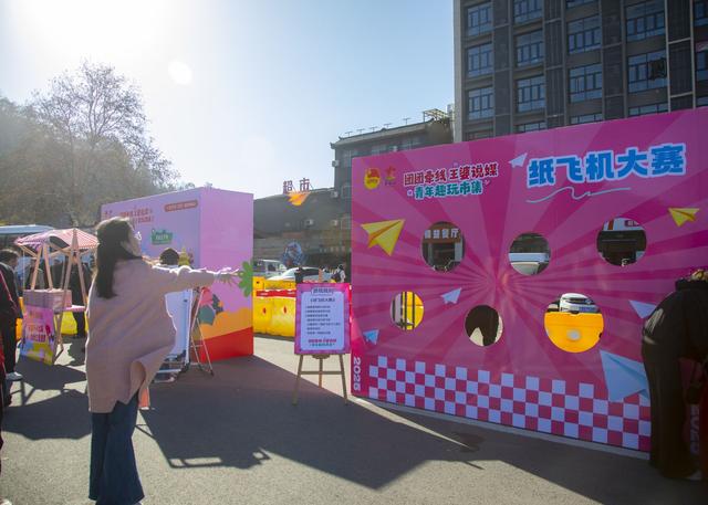 千人同席结良缘，百锅同沸暖龟峰——龟峰山景区“王婆说媒”引爆冬日浪漫热潮