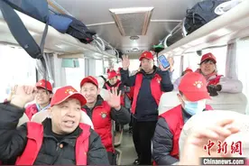 返岗复工 山西85名吕梁山护工“再出发”图片