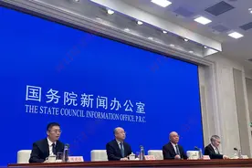 农业农村部答每经问：正配合有关部门加大工作力度，保障年末岁尾农民工工资足额发放图片