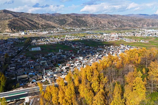 岷县：山川秀美秋色浓