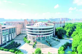 打造工程教育新标杆——湖南工程学院培育“应用型”本科人才，服务地方经济发展走笔图片