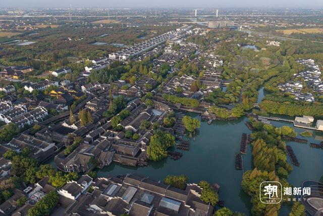 第一视点·读端丨2025年世界互联网大会乌镇峰会今日启幕 周国辉：千年古镇成为互联网世界的重要支点