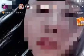 女主播户外色情直播，民警现场传唤！曾给粉丝发涉黄视频获利图片