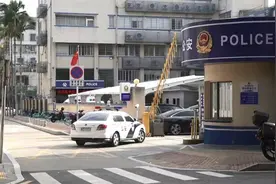 保洁阿姨上门打扫，顺走两条黄金项链！雇主：报警了！事发厦门图片