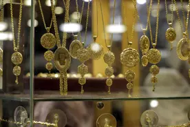 周大生、周生生、明牌珠宝……上半年黄金热度不减，珠宝公司业绩普涨图片