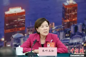 （两会速递）朱叶玉如：香港可从三个“创新”发展新质生产力图片