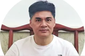 “衔泥归巢”助力家乡振兴图片