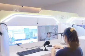 便民服务再升级！出入境证件网办首次进驻番禺区政务晓屋图片