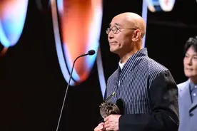 卢冠廷凭《一生所爱》获首届影视音乐盛典“十大电影金曲”奖项图片