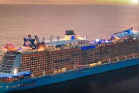 上海至日本豪华邮轮突然漏水，数百人撤离！亲历者称“水压狂涌如瀑”，公司最新回应图片