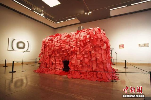 “生命无尽——戴莹作品展”于中国美术馆启幕