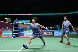 （体育）羽毛球——马来西亚公开赛：梁伟铿/王昶无缘八强图片