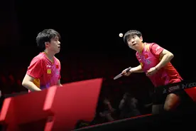 （体育）乒乓球——WTT新加坡大满贯：孙颖莎/王楚钦晋级混双半决赛图片