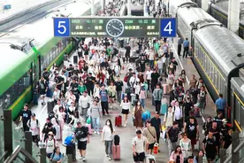 涉及车票改签等新规出台，中秋小长假出行将有哪些变化？图片