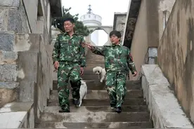 《第一粒扣子2》讲述“时代楷模”王继才守岛卫国的故事图片