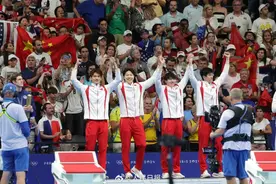 逆转夺冠！这段赛后采访，冲上热搜第一图片