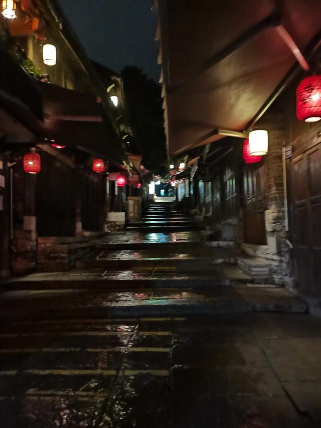 从“玩得不想走”到“别有一番感受”：痛客行采风团见证贵州满意旅游新体验