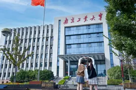 珍藏！这是我和她的第一张合影~图片