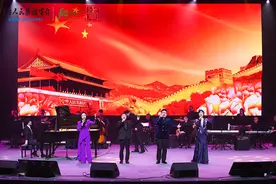 《黄河颂》《牡丹亭》《永不消逝的电波》……“双星会”年末文艺盛宴亮相“九棵树”图片