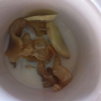 怎样弄花胶炖牛奶 2026年怎样弄花胶炖牛奶窍门 怎样弄花胶炖牛奶 2026年怎样弄花胶炖牛奶窍门