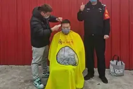 汝南县爱心理发进警营 谱写警民一家亲图片