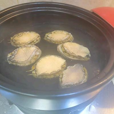 花胶鲍鱼豬骨汤的做法 2026年花胶鲍鱼猪骨汤的做法窍门