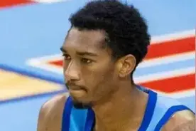 几支球队已经接触布鲁克斯，他也有可能重新签约火箭图片