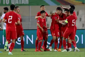 小将朱辰杰点球建功，国足1比1逼平沙特图片