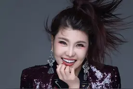 乌兰图雅：在为祖国为人民歌唱事业中笃行不怠图片