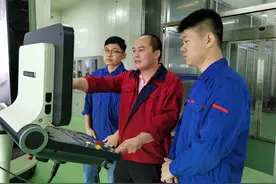 刘明：劳动是我最大的享受图片