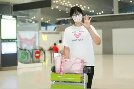 李月汝勇闯WNBA！她说，东莞是她起步的地方，是她的家！图片