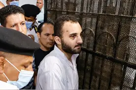 英媒：21岁埃及大学生因求婚女同学被拒愤而杀人，法院判处死刑图片