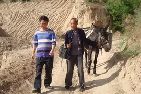 走出乡镇 回到乡镇图片