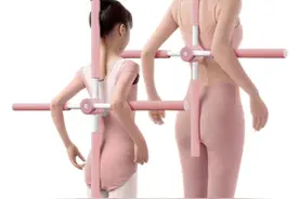 矫正驼背的“网红神器”是“智商税”吗？医生说出真相图片